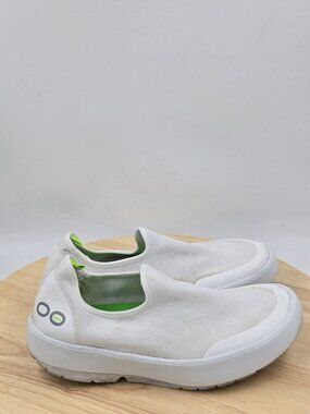 Oofos OOmg eeZee Shoes Womens 6.5 White Slip On Sneakers Comfort Recovery